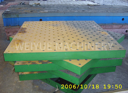 Pyrotechnic platform