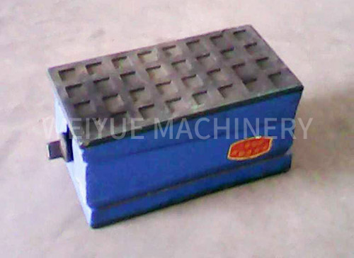 Damping pad iron