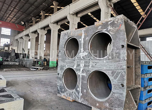 Large welded structural parts