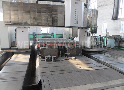 CNC gantry milling machine processing platform site